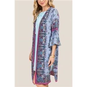 NWT Francesca’s Floral Kimono Duster